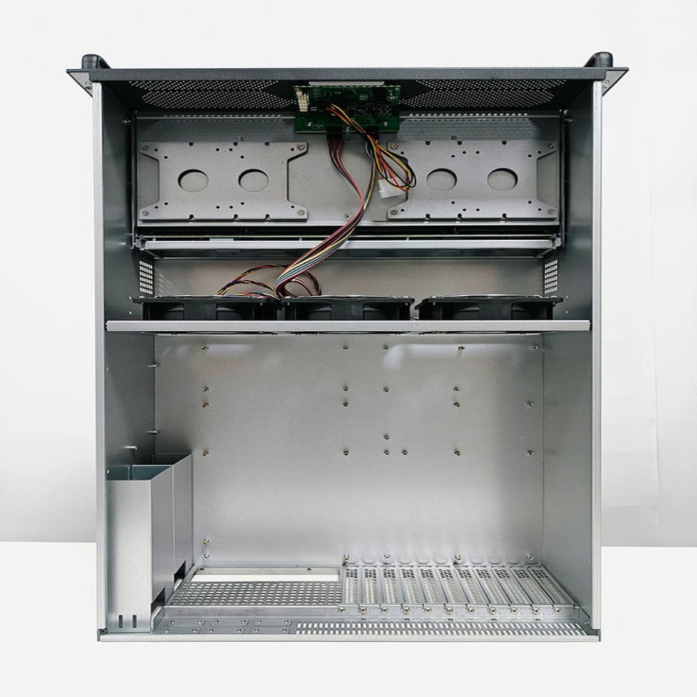 4U Full-Height ATX Steel Server Rack Chassis with 12 Hot-Swappable Disk Bays and USB Front Ports