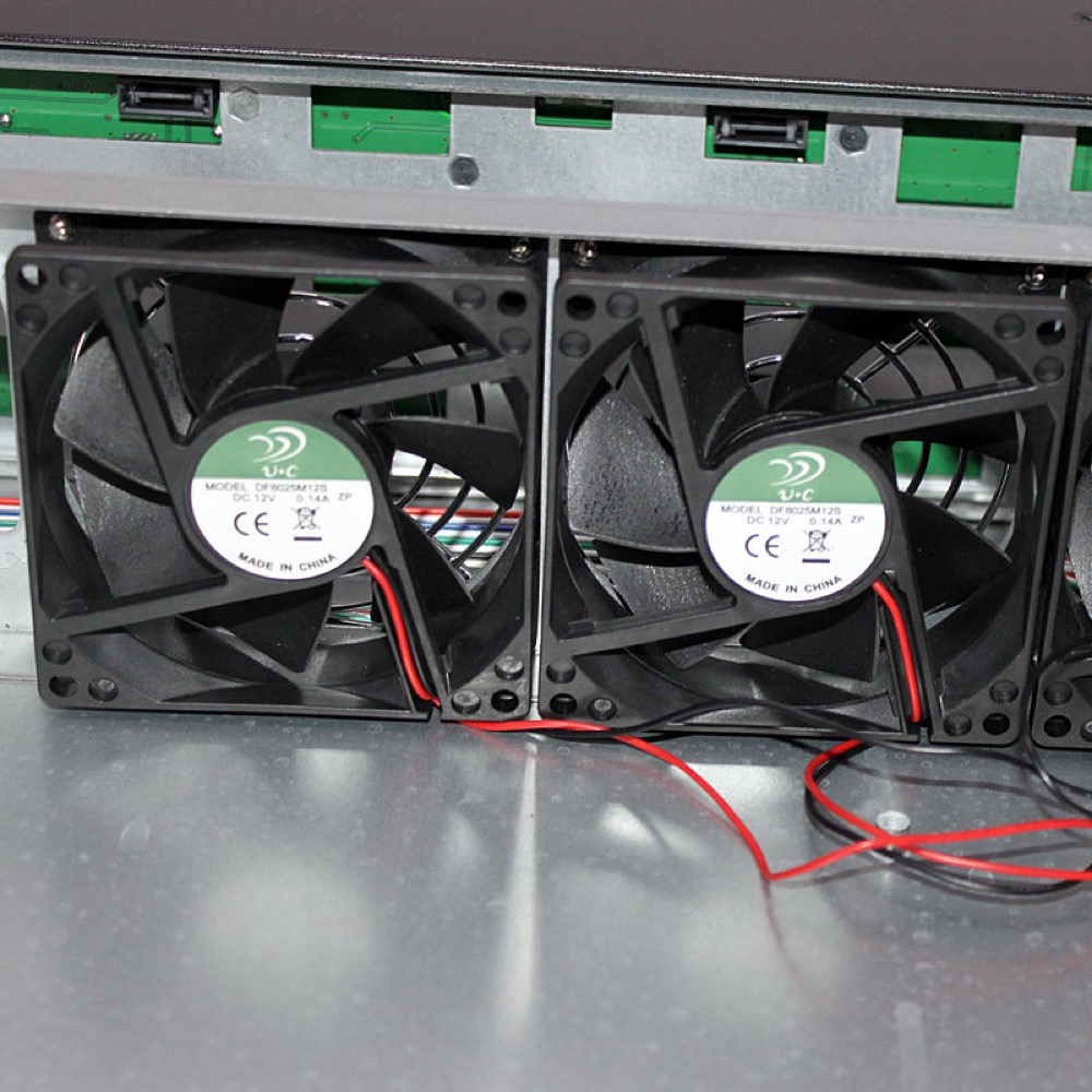R255-12 2U 12-Bay Hot-Swap Storage Chassis with 1U/2U PSU